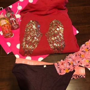 ❌ SOLD ❌ Pink Victoria Secret angel wing sweater